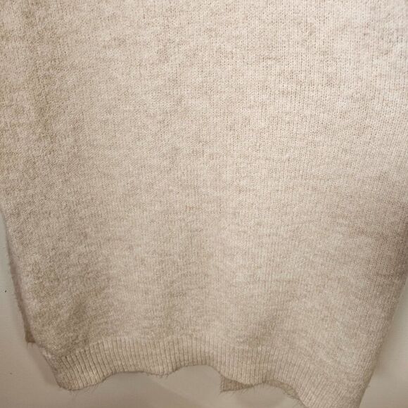 NEVER WORN LEITH CABLE KNIT COZY DUSTER / LONG OATMEAL CARDIGAN SIZE MEDIUM - Picture 4 of 16